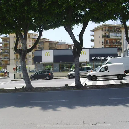 Bed & Breakfast A Casa Di Marco 2*