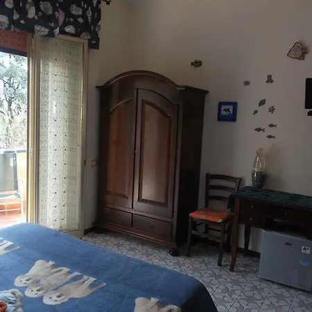 A Casa Di Marco Bed & Breakfast 2*